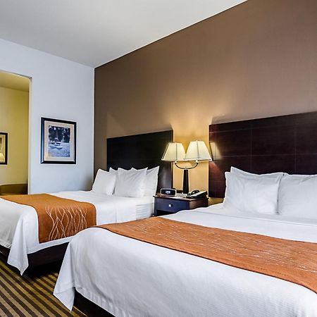 Comfort Inn & Suites Lawrence - University Area Εξωτερικό φωτογραφία