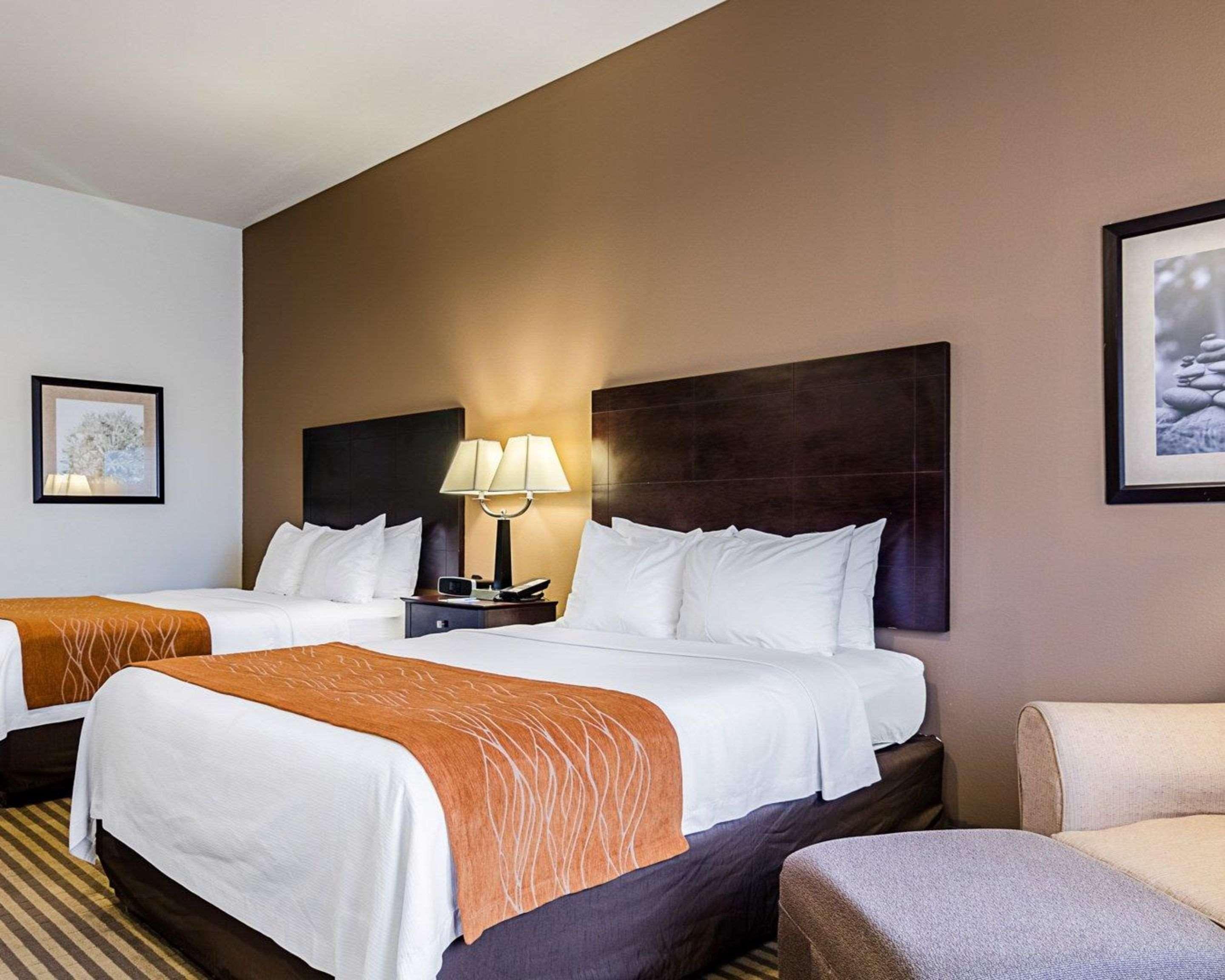 Comfort Inn & Suites Lawrence - University Area Εξωτερικό φωτογραφία