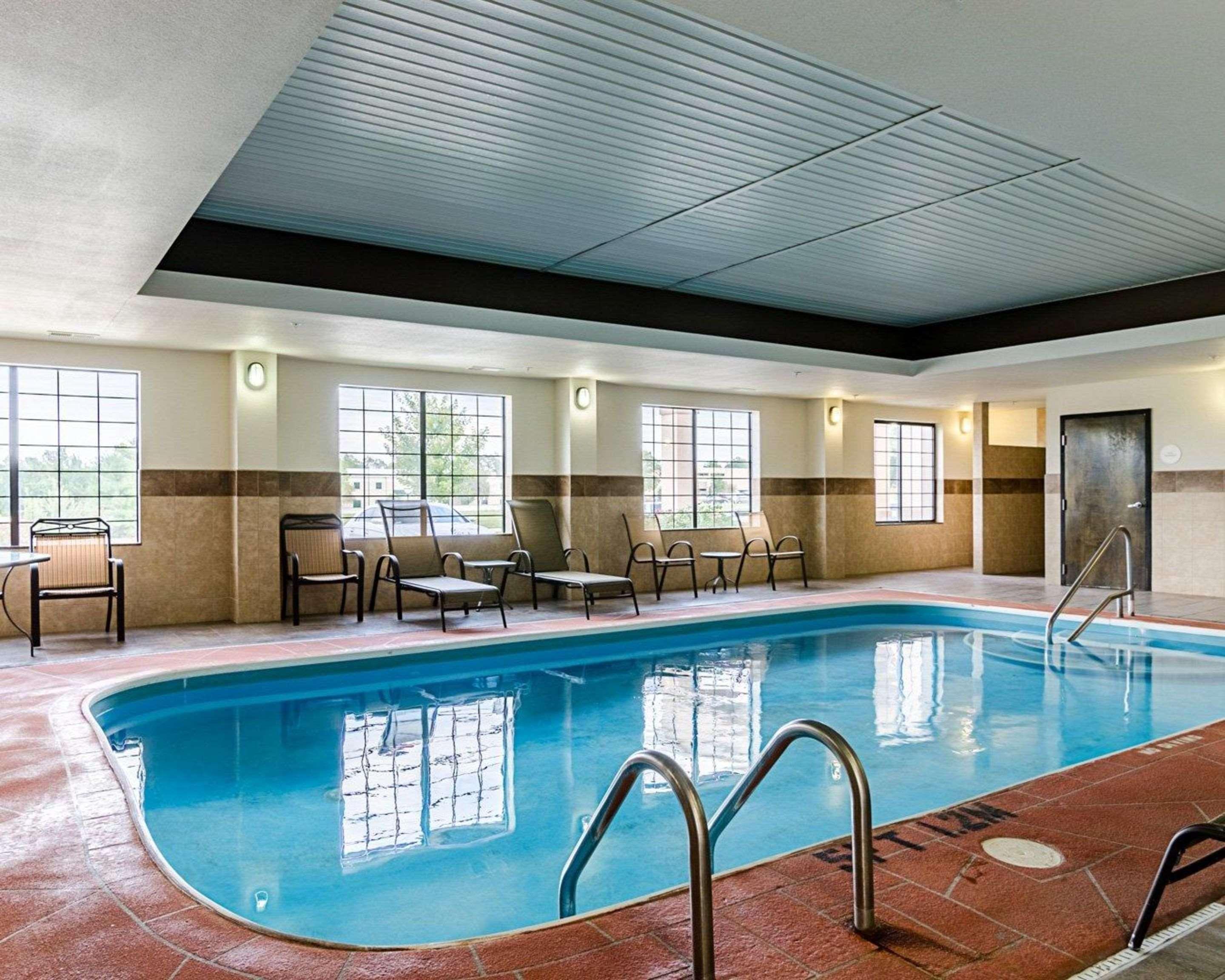 Comfort Inn & Suites Lawrence - University Area Εξωτερικό φωτογραφία