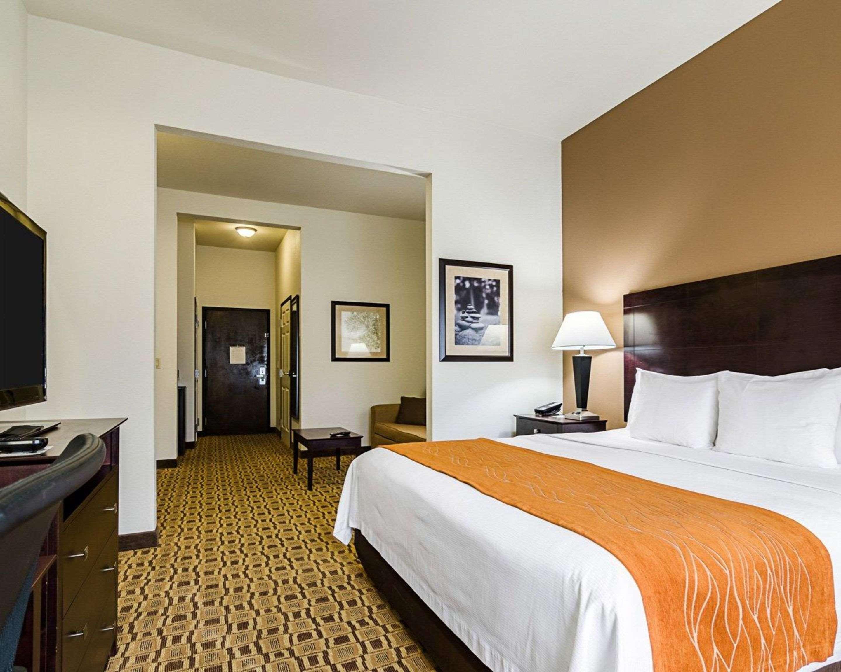 Comfort Inn & Suites Lawrence - University Area Εξωτερικό φωτογραφία