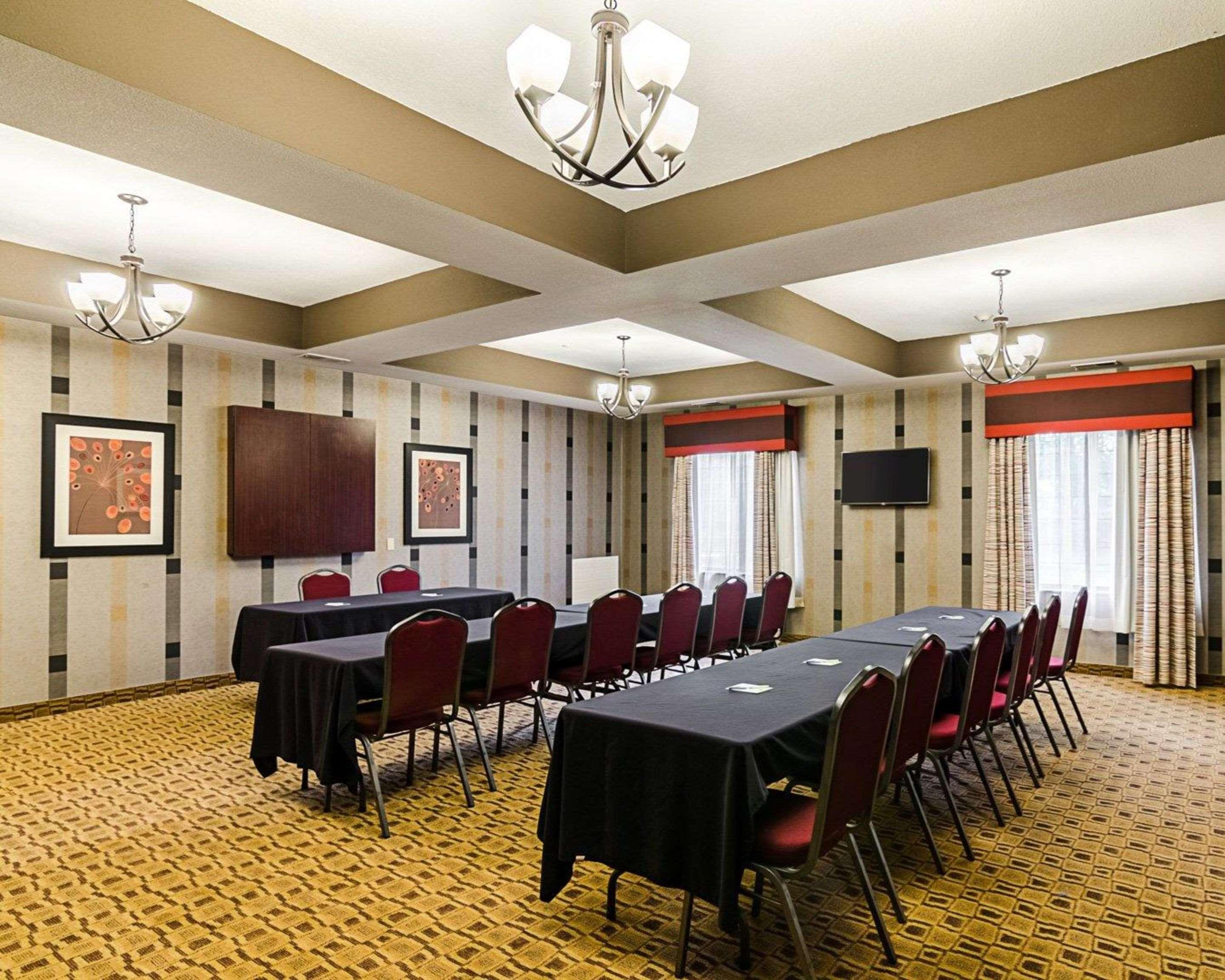 Comfort Inn & Suites Lawrence - University Area Εξωτερικό φωτογραφία