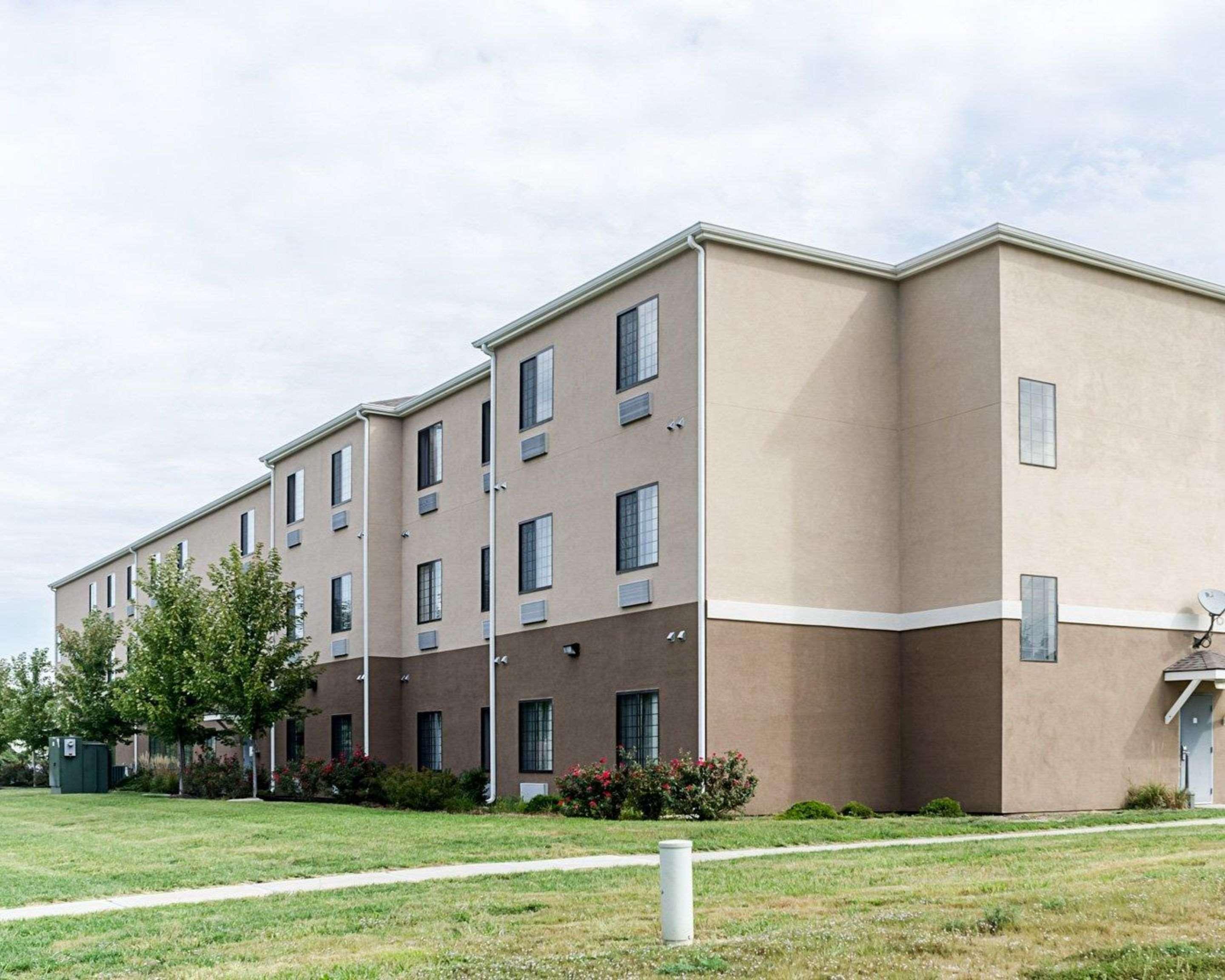 Comfort Inn & Suites Lawrence - University Area Εξωτερικό φωτογραφία