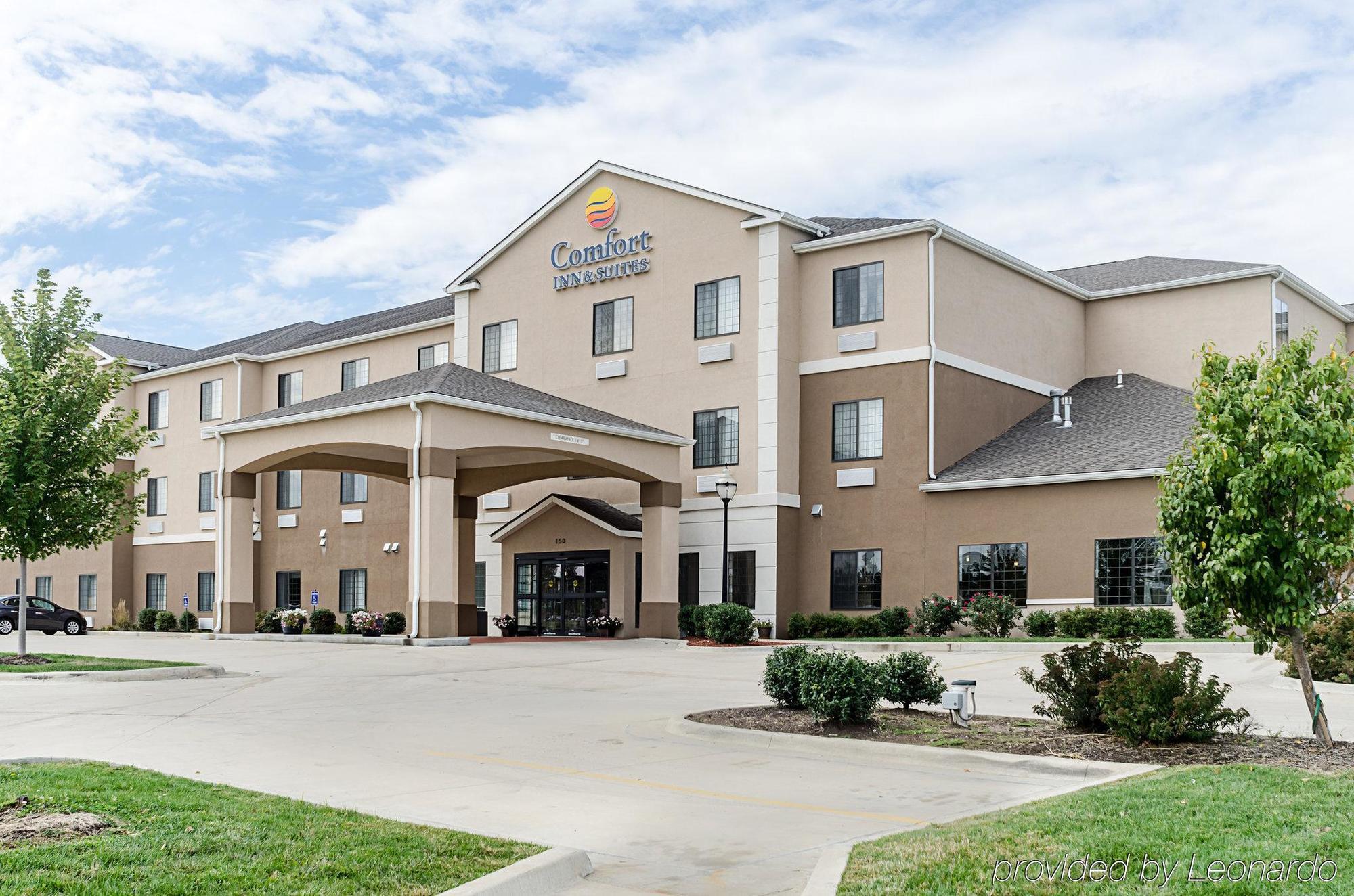 Comfort Inn & Suites Lawrence - University Area Εξωτερικό φωτογραφία