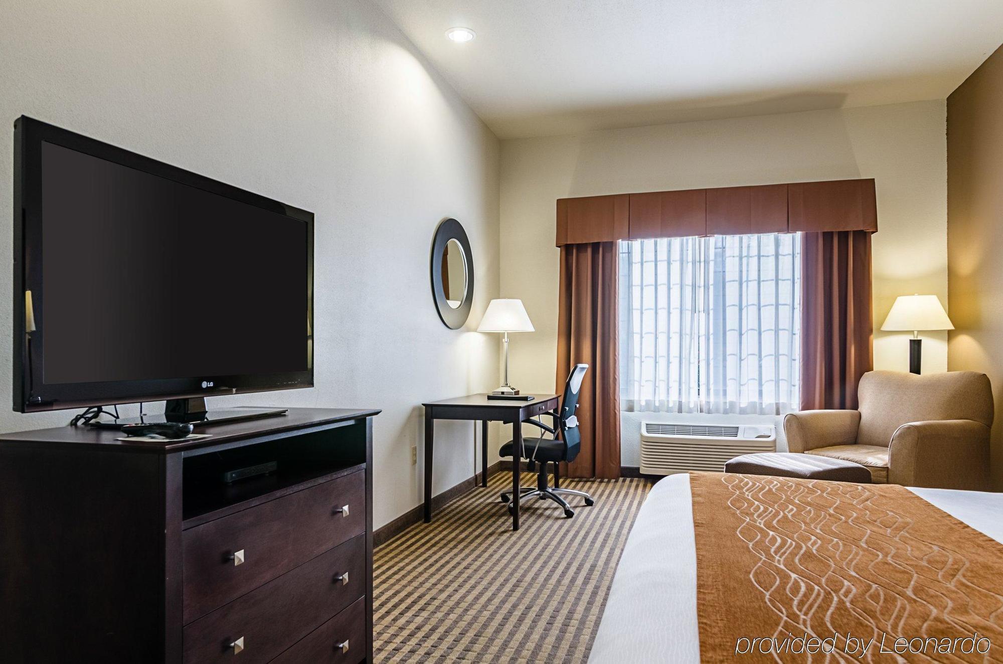 Comfort Inn & Suites Lawrence - University Area Εξωτερικό φωτογραφία