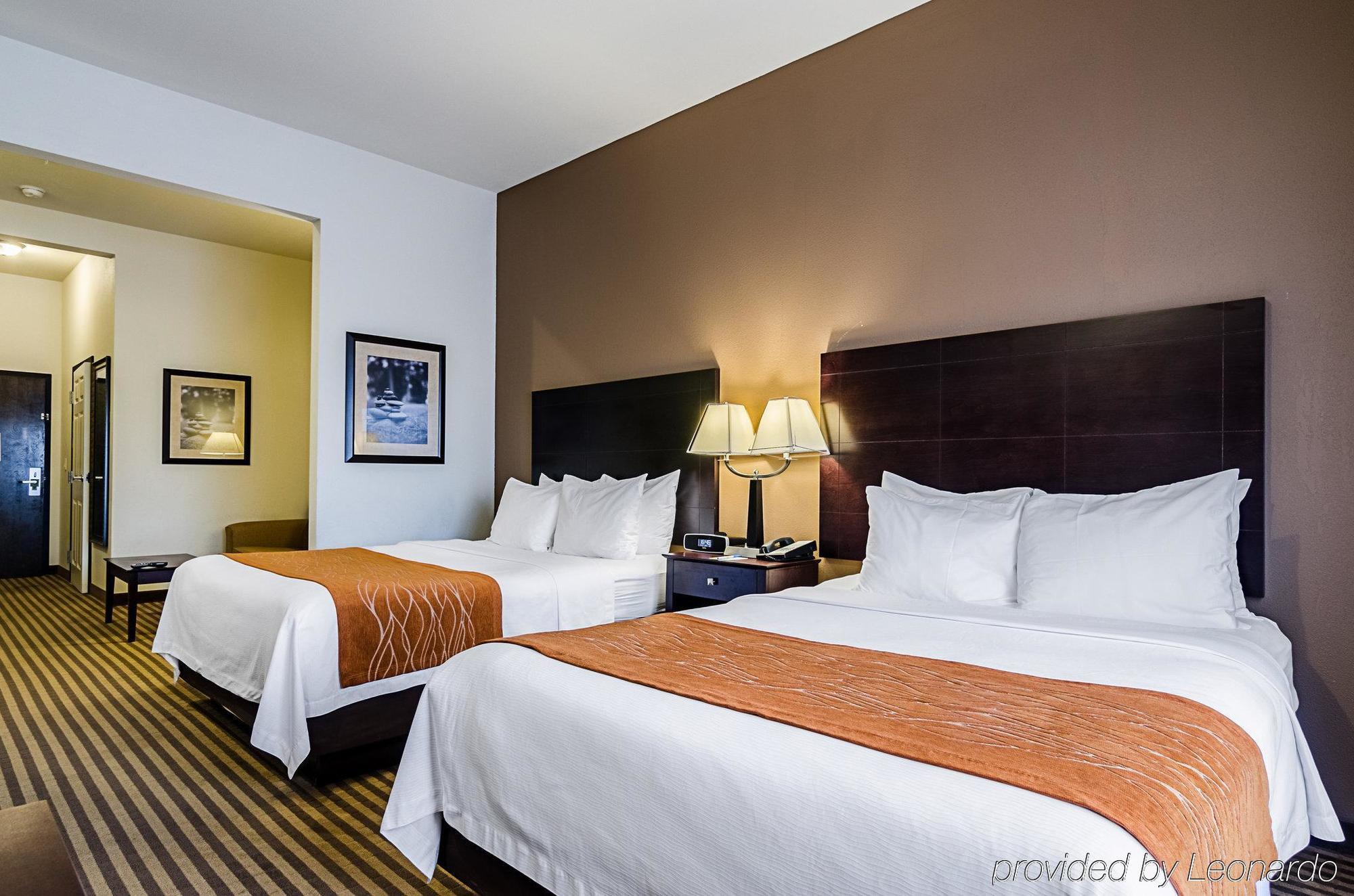 Comfort Inn & Suites Lawrence - University Area Εξωτερικό φωτογραφία