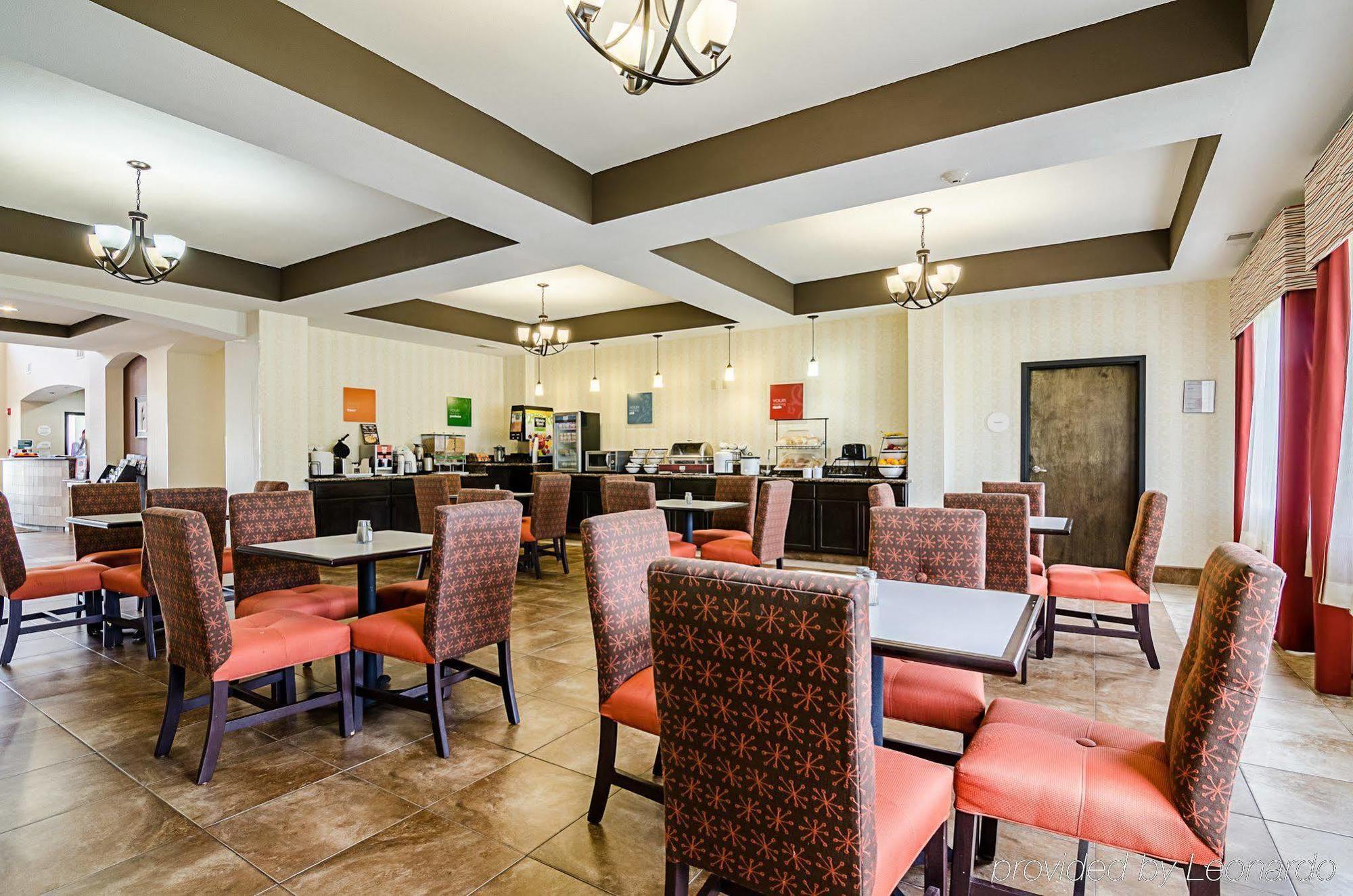 Comfort Inn & Suites Lawrence - University Area Εξωτερικό φωτογραφία