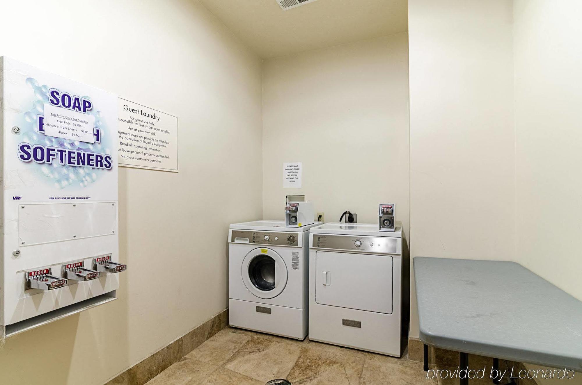Comfort Inn & Suites Lawrence - University Area Εξωτερικό φωτογραφία